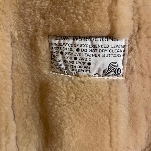 1970s Vintage Suede Shearling and Fox fur coat - Picture 5 of 6